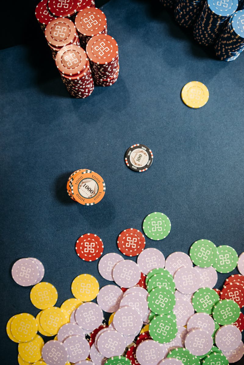 Bankroll-hantering 101: Väsentliga Tips för Pokerspelare att Skydda sina Medel