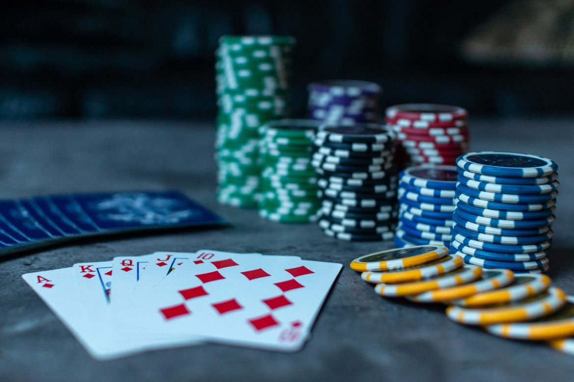 Poker Tips and Tricks: What to Do and What Not to Do